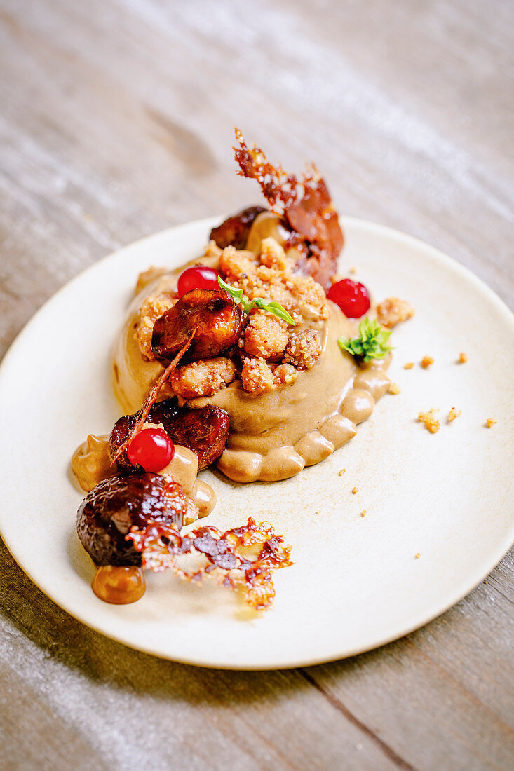 Chestnut mousse with caramelised chestnuts