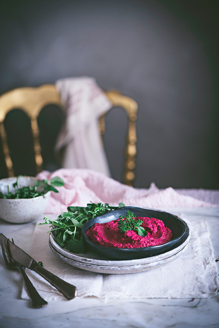 Beetroot hummus on plate