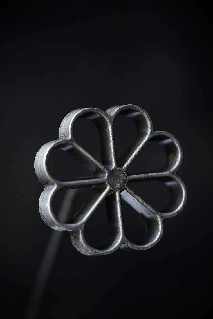 A flower waffle iron