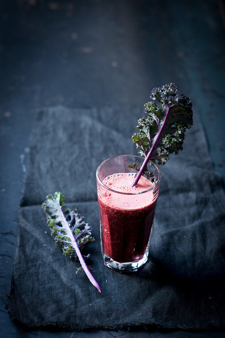 Rote-Bete-Grünkohl-Smoothie