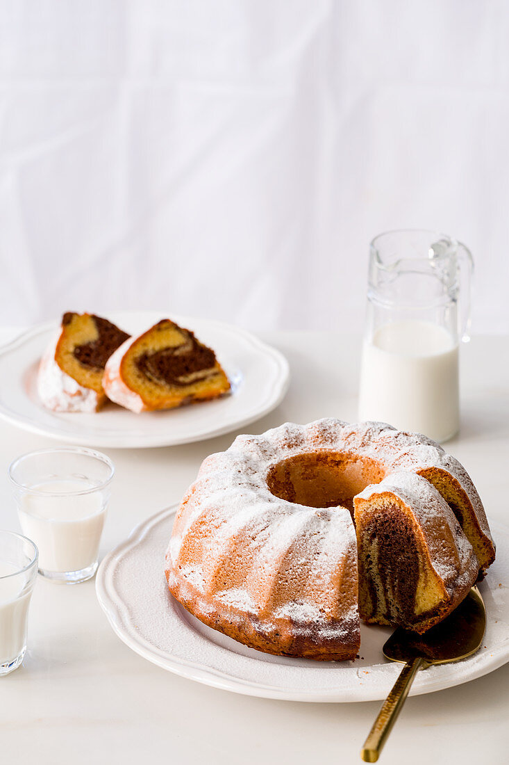 Marble cake, sliced