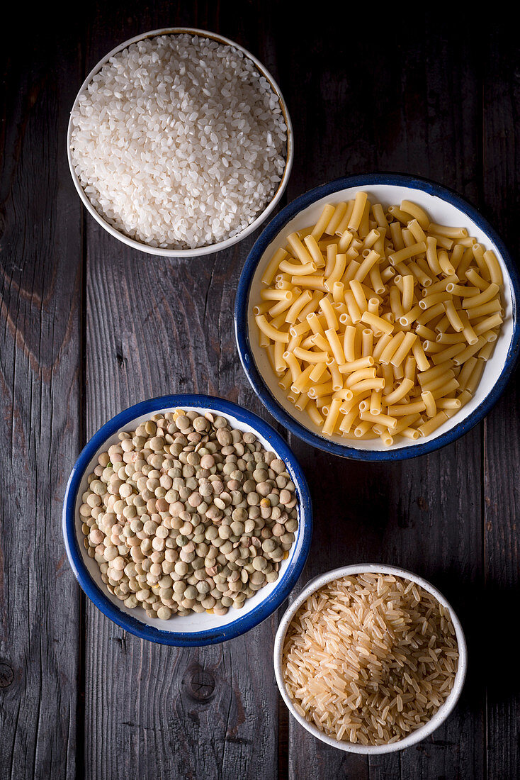 Linsen, Reis und Pasta (Zutaten für Koshari, Ägypten)