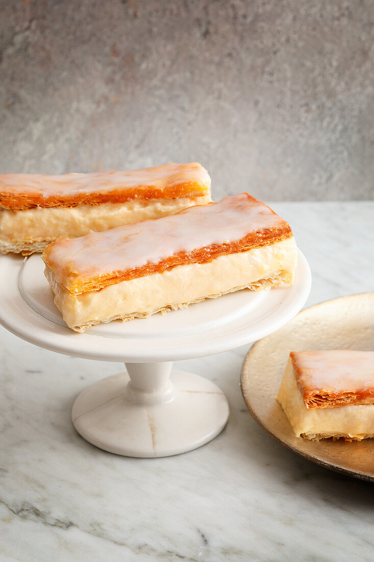 Vanilla slices (mille feuille)