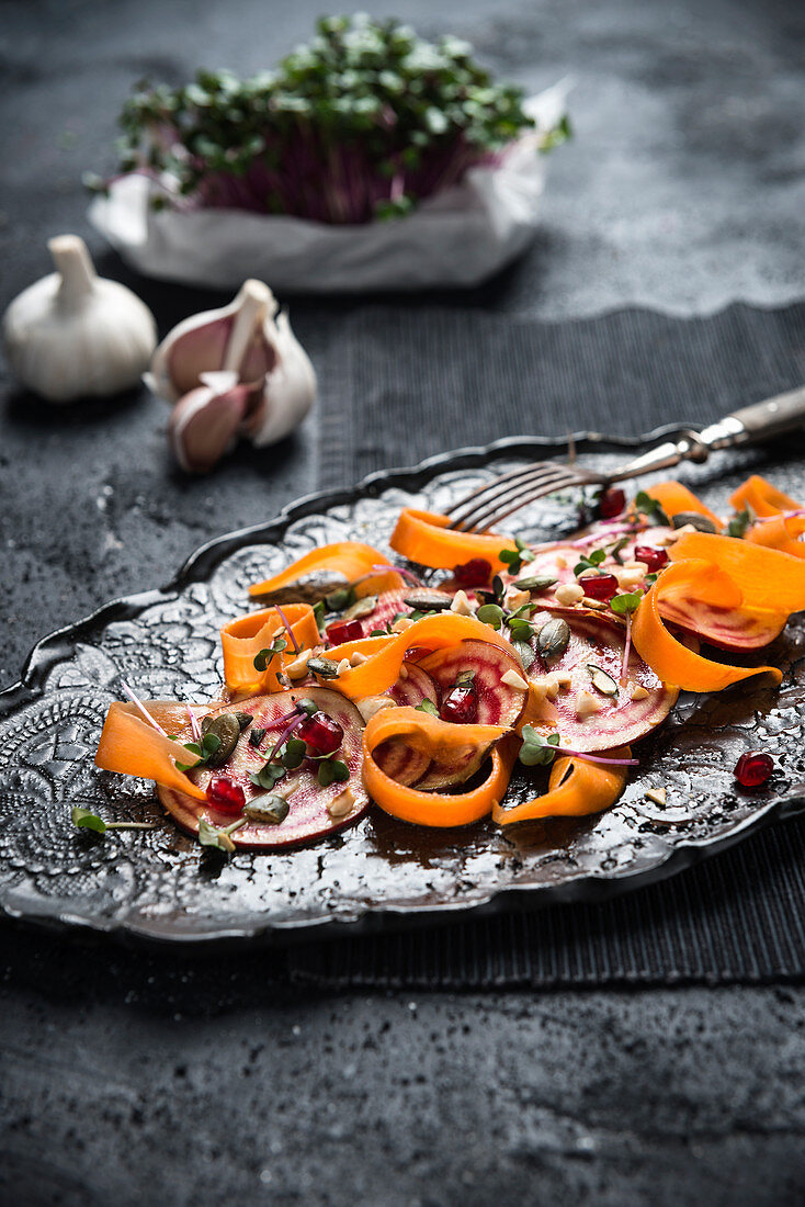 Veganer Ringelbete-Karotten-Salat