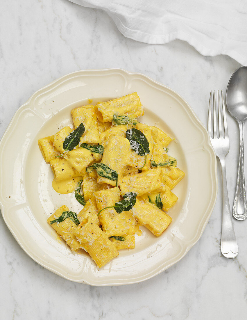 Yellow pepper rigatoni with sage
