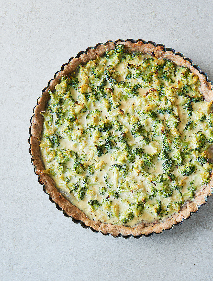 Brokkoli-Walnuss-Quiche mit Ricotta