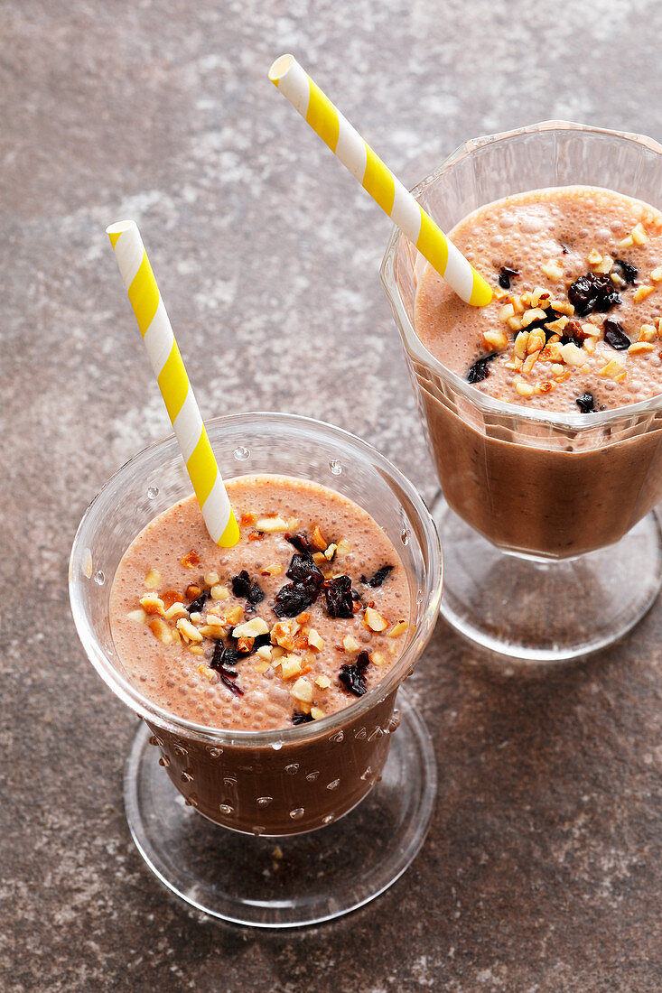 Banana split drink with dried cherries