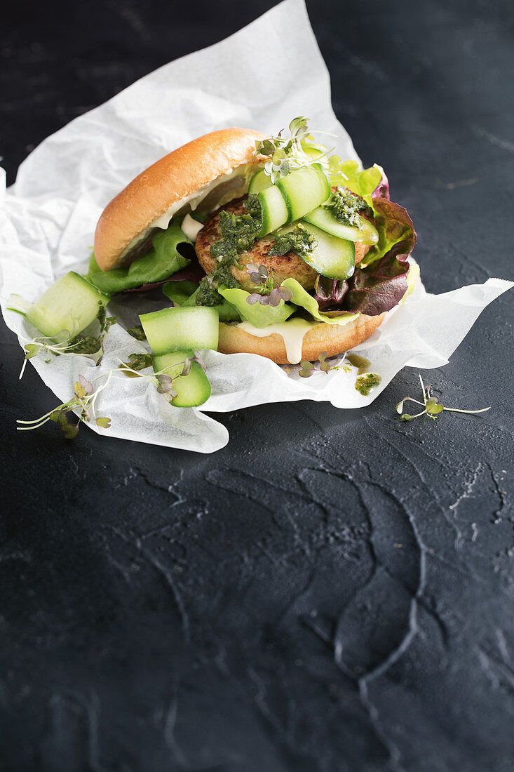 Cauliflower chicken burgers with chimichurri