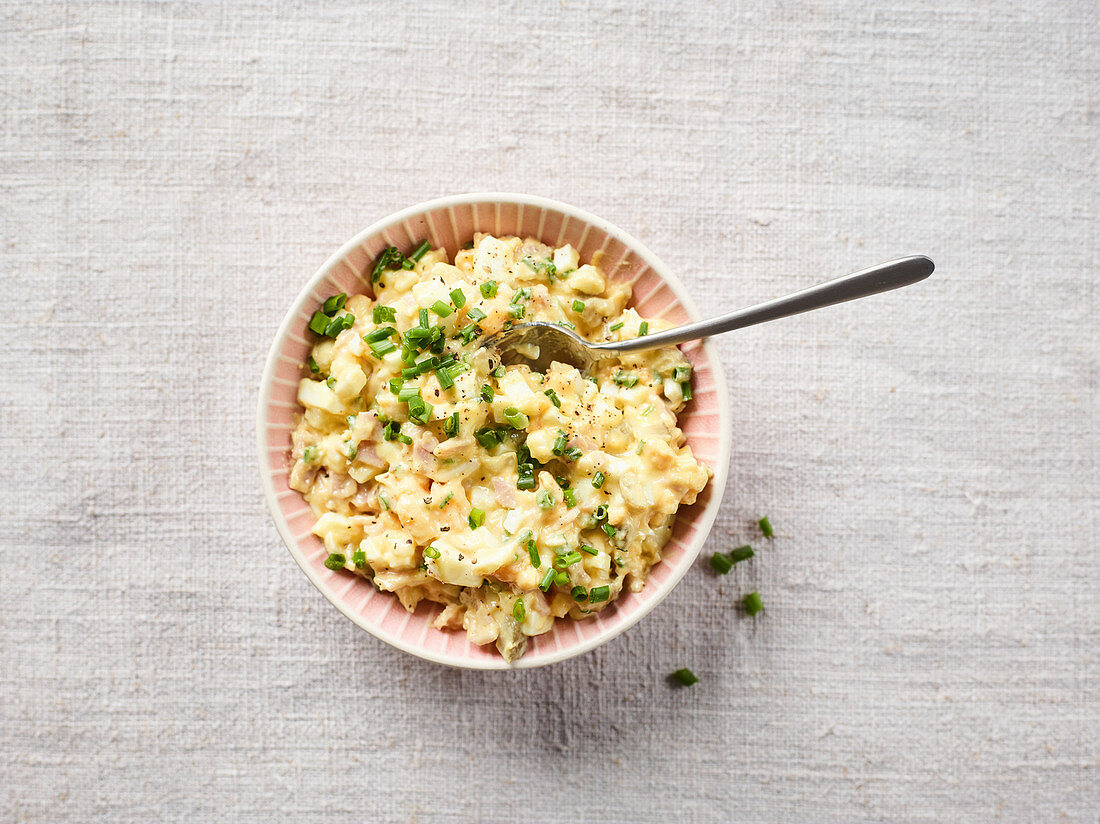 Egg salad with ham