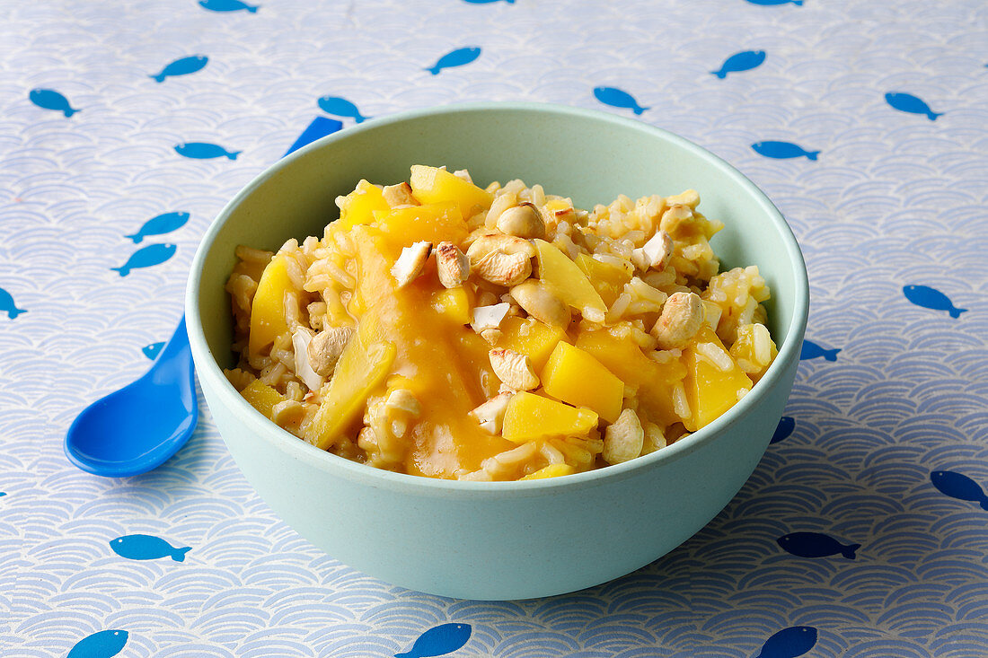 Fruit rice with mango (from 10 months)