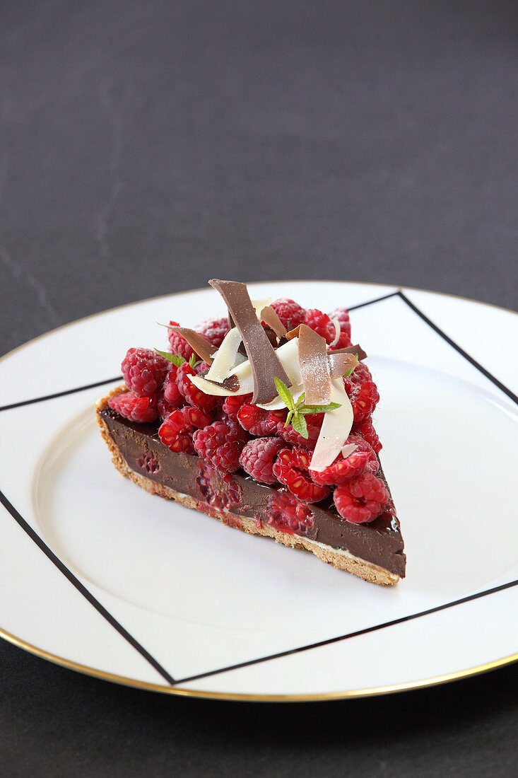 Verbena chocolate tart with fresh raspberries