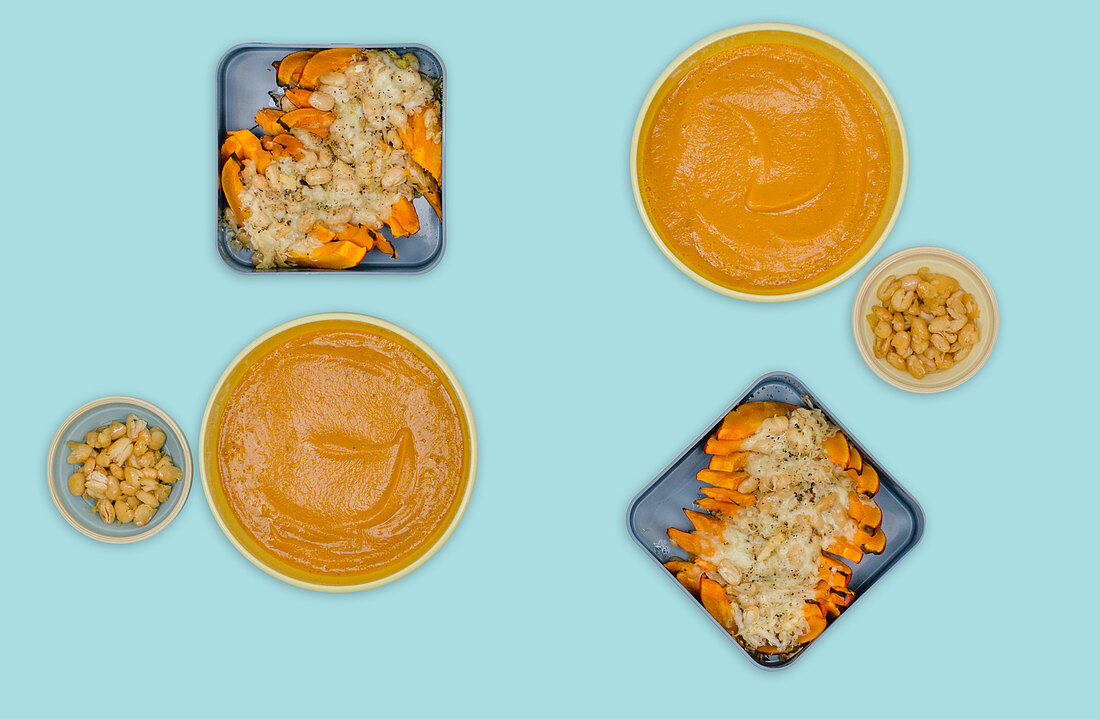 Gratinated pumpkin wedges and pumpkin soup (meal prep)