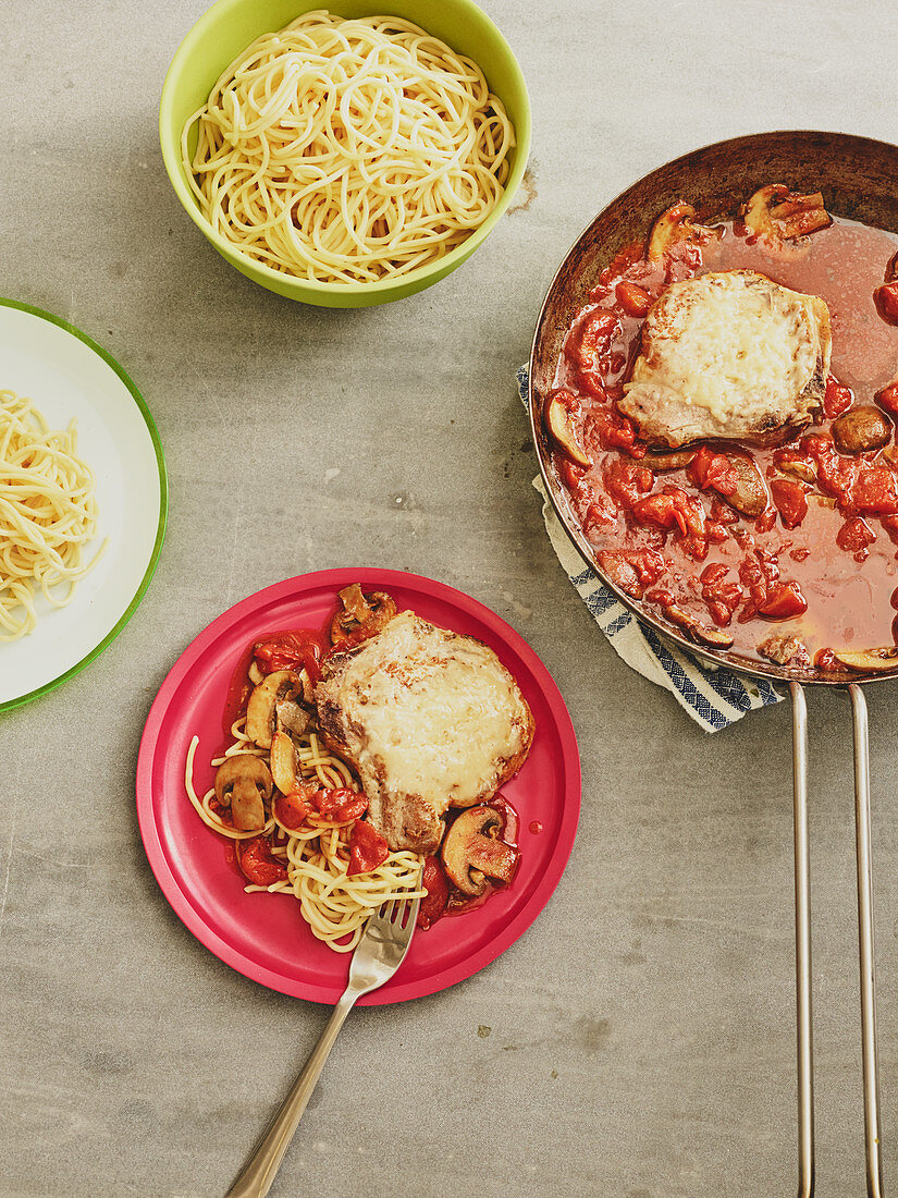 Italian chops with spaghetti and tomato sauce