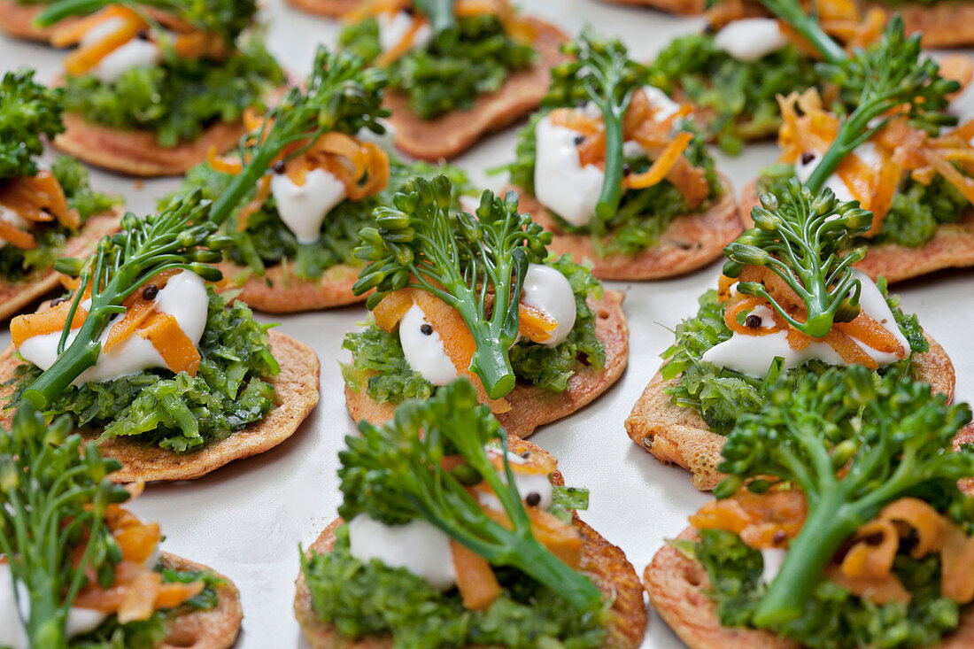 Canapes with Tenderstem Broccoli and Sour Cream