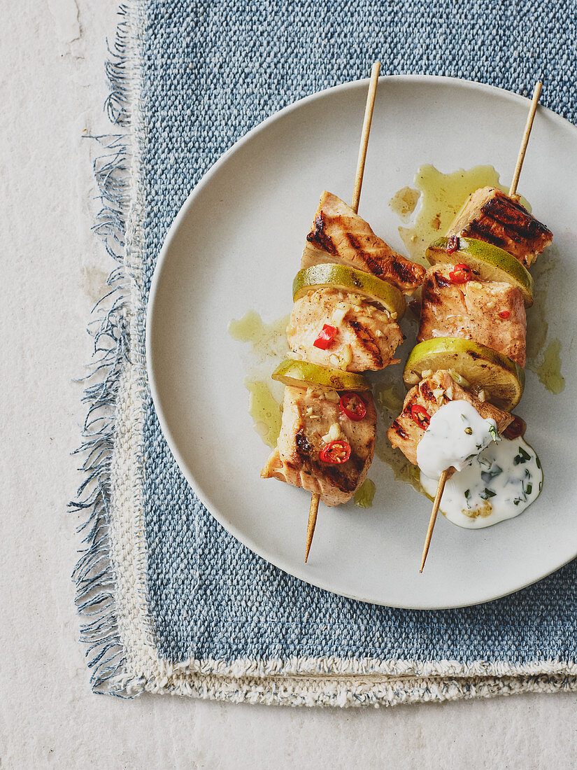Grilled salmon skewers with limes and chilli
