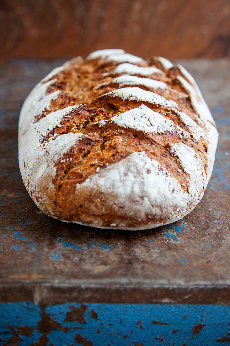 Längliches Sauerteigbrot