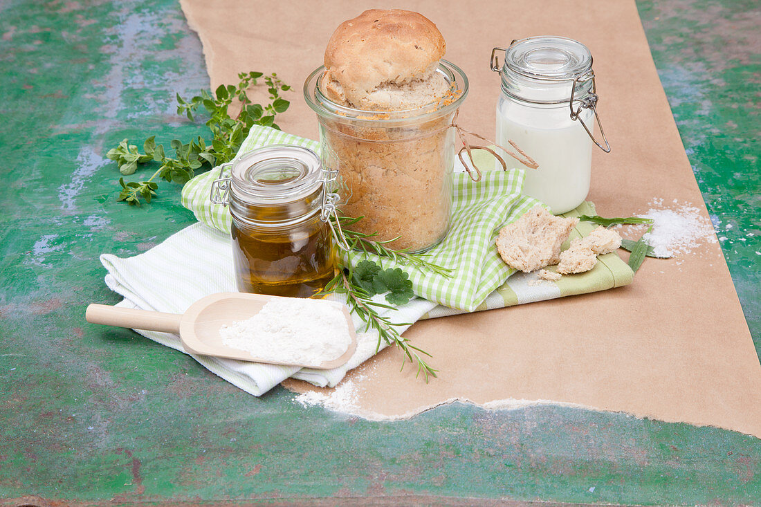 Wild herb bread baked in a glass