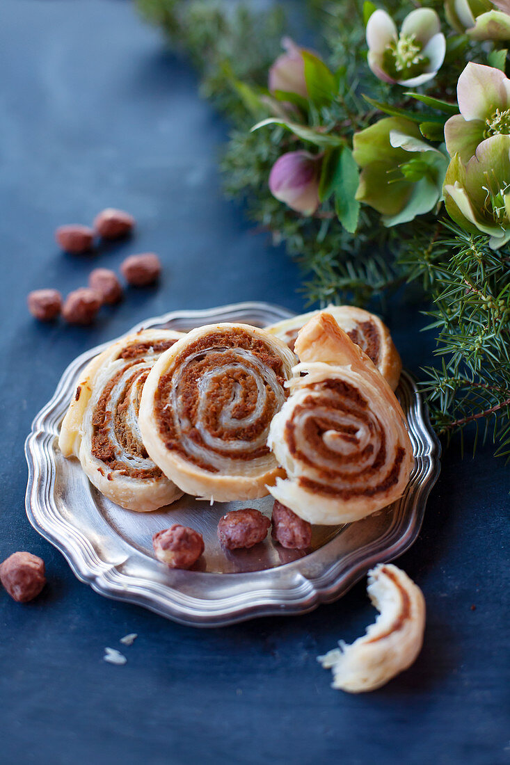 Karamellschnecken mit Nüssen