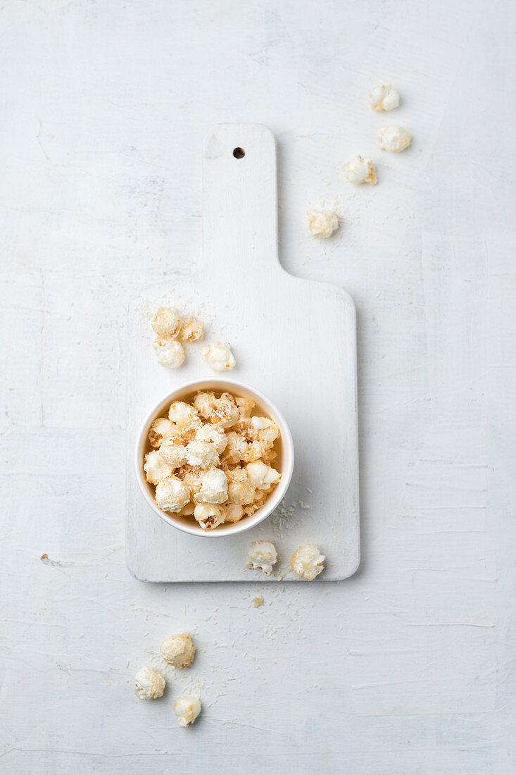 Coconut popcorn