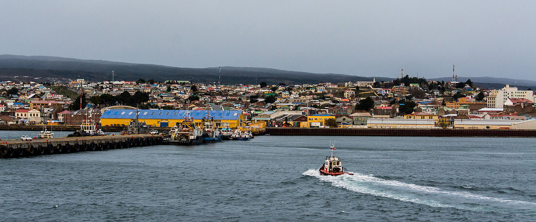 Tugboat, Punta Arenas, Chile