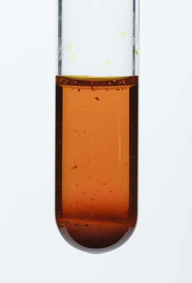 Iron (III) oxide in hydrochloric acid