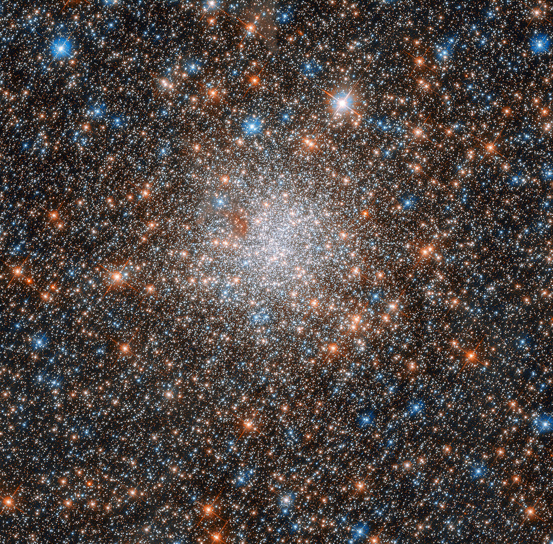 Globular cluster NGC 1898, HST image