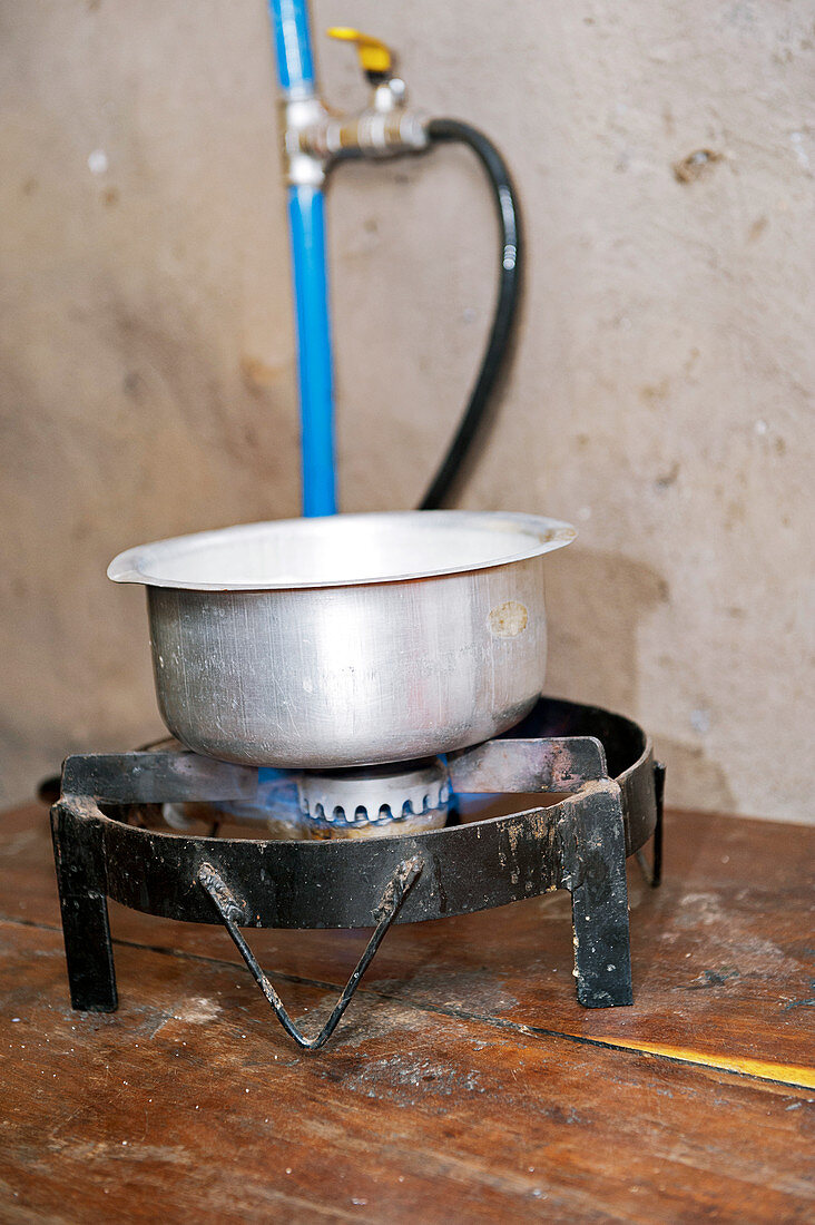 Methane powered stove, Uganda