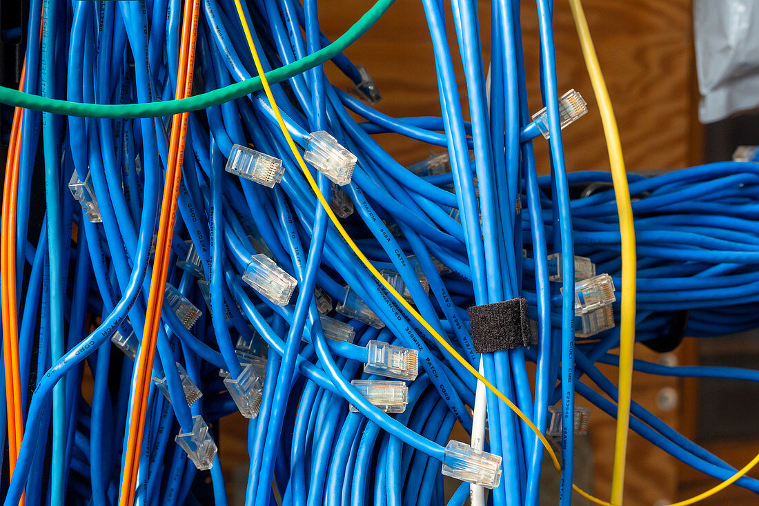 Wiring for a computer network