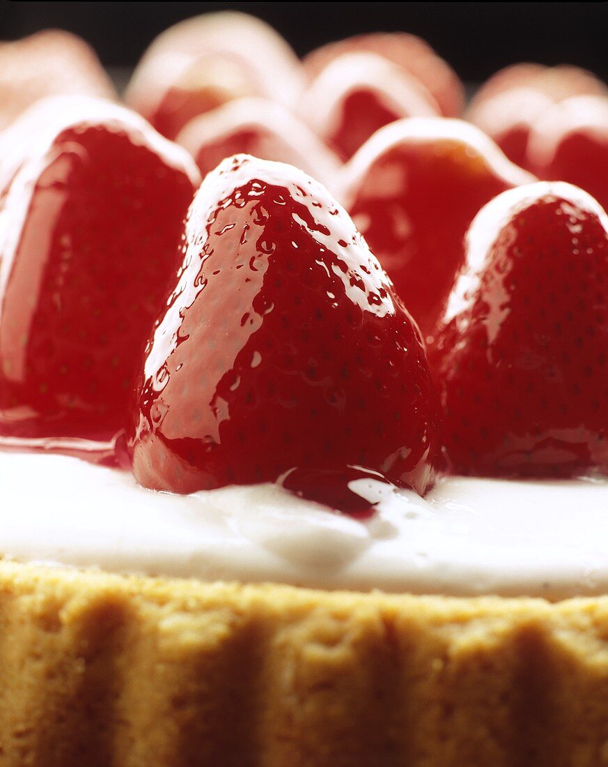 Erdbeerkuchen mit Creme & Guß, Ausschnitt