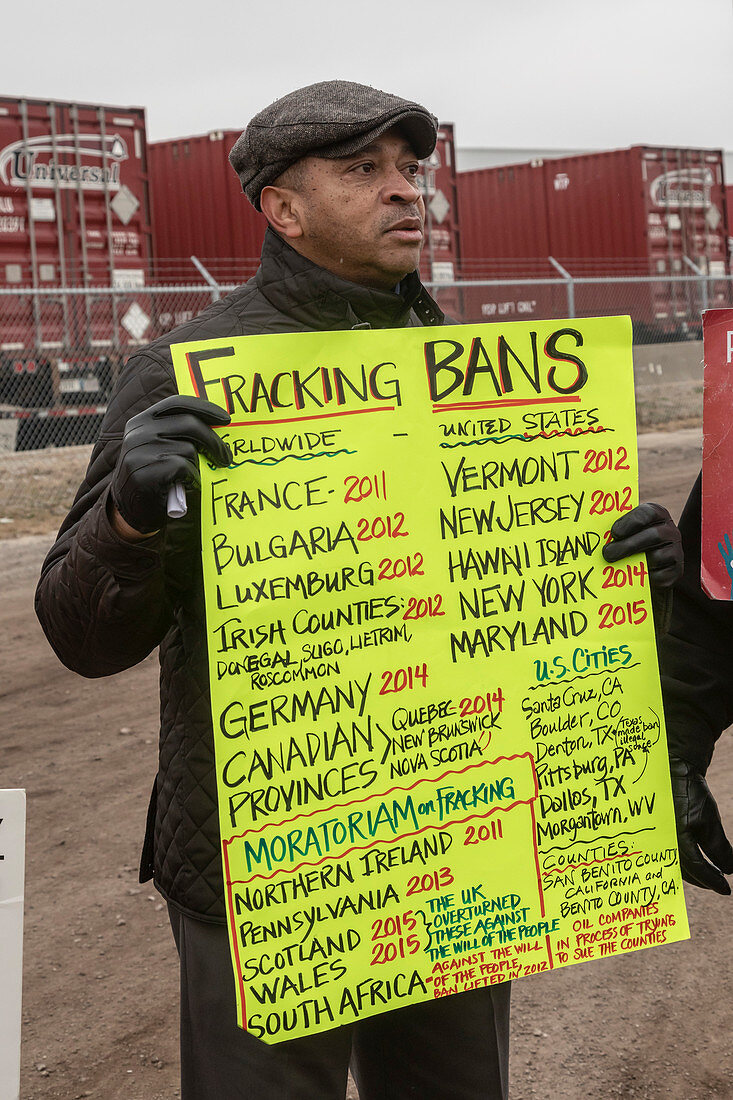 Fracking waste protest, Detroit, USA