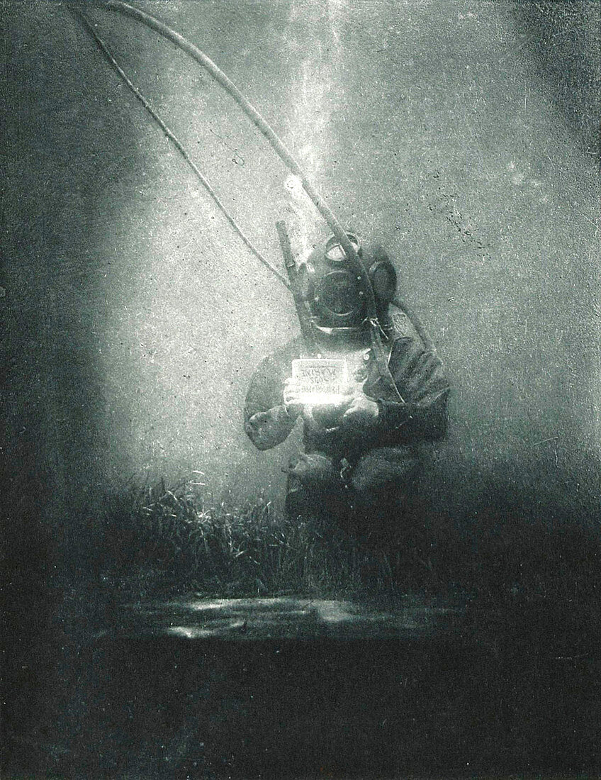 Boutan's Underwater Photograph, 1899