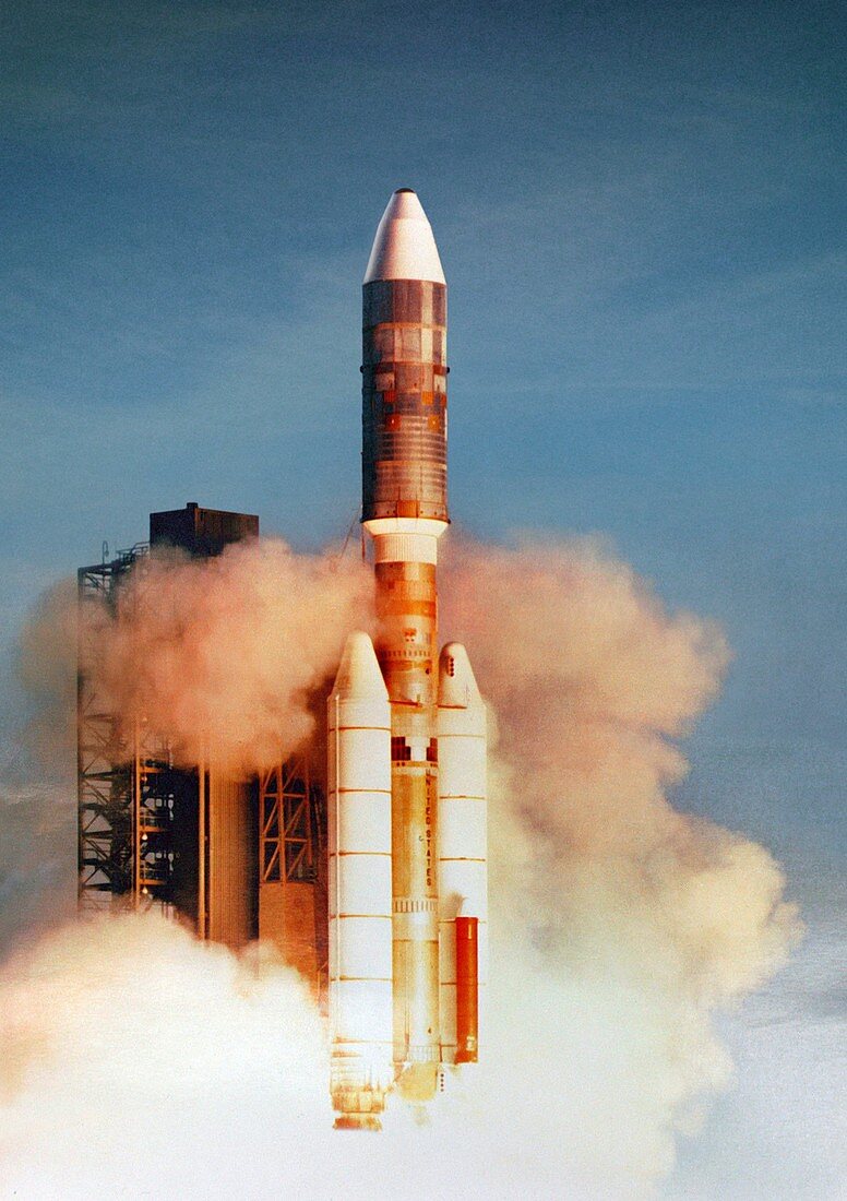 Viking 1 launch, 1975