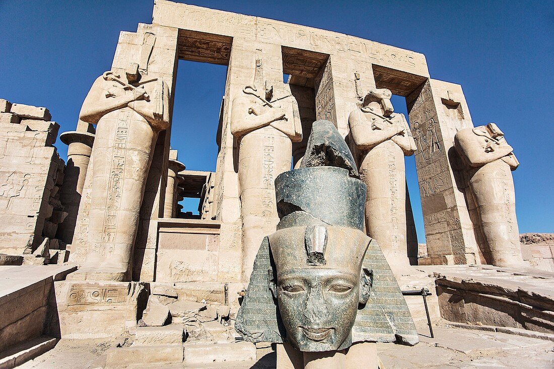 Statues at mortuary temple of Rameses II