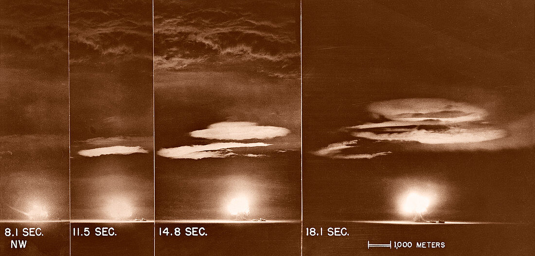 Trinity Test atom bomb sequence after detonation, 1945