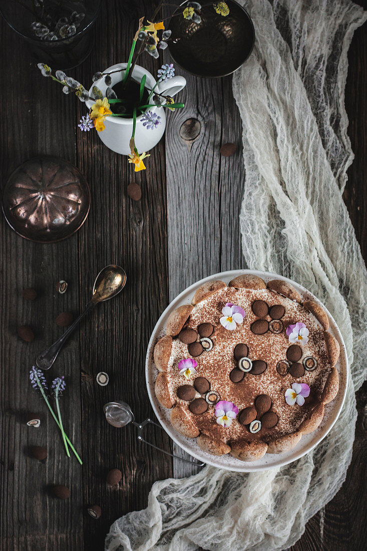 Tiramisu-Torte für Ostern