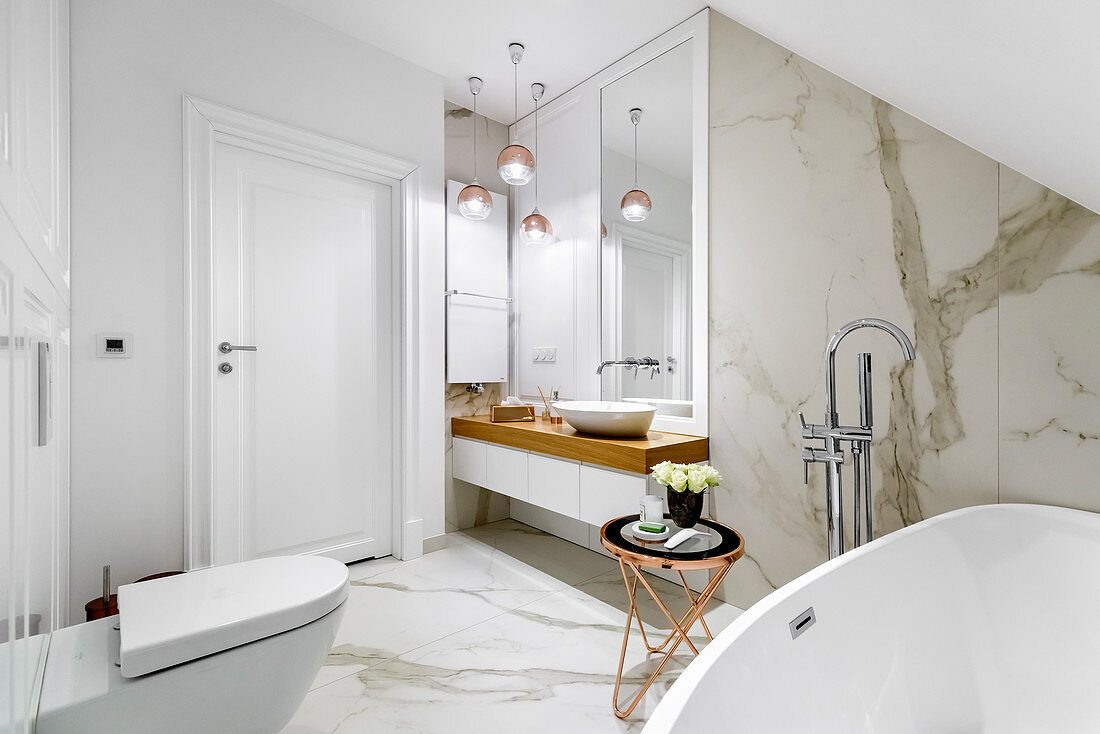 Elegant bathroom with marble tiles
