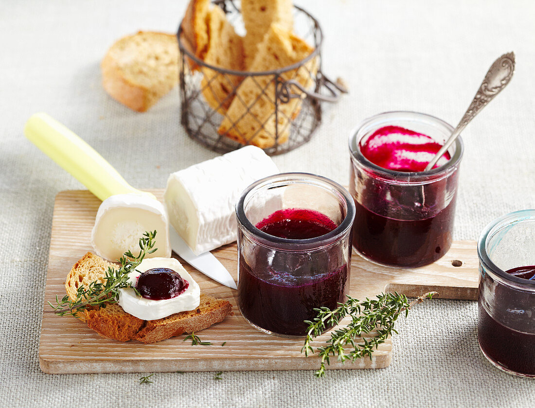 Liquid beetroot chutney with goat's cheese