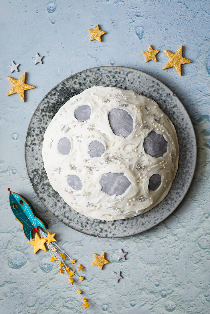 A Sea of Tranquillity cake for a Moon Landing party