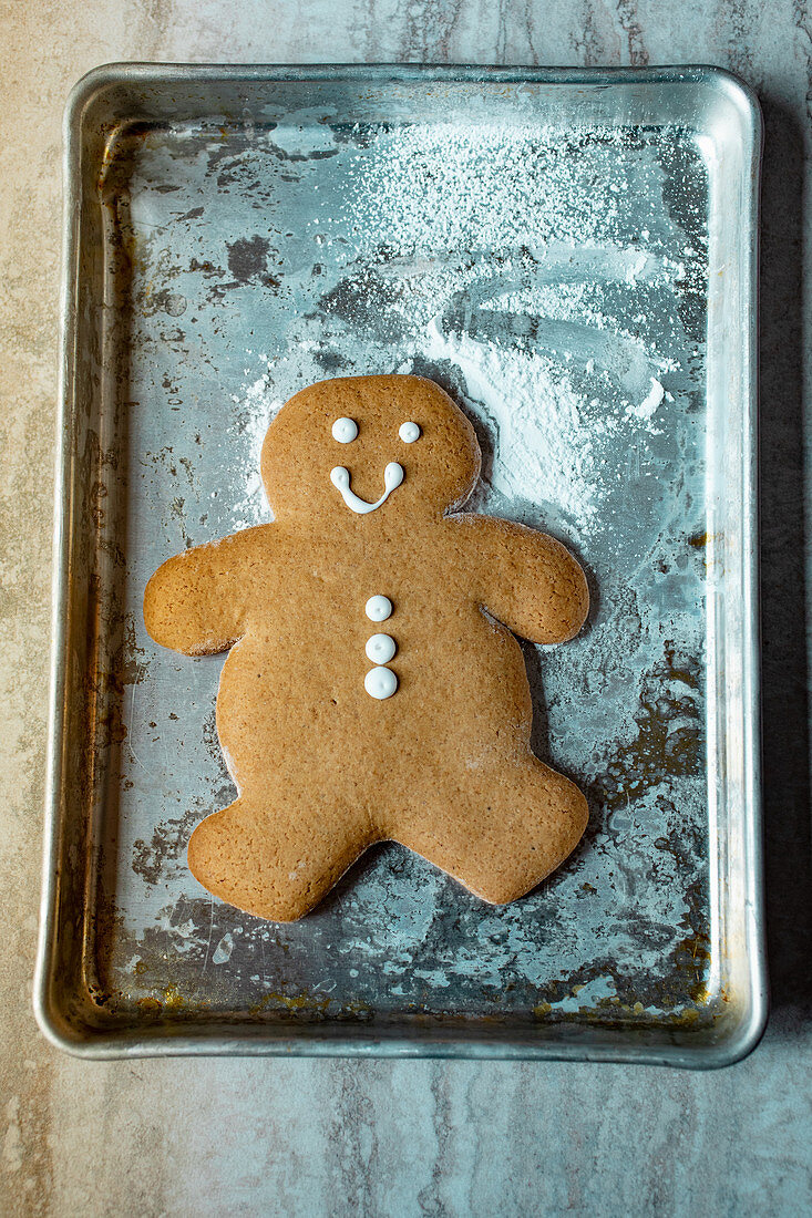 Gingerbread Man Cookie auf Backblech