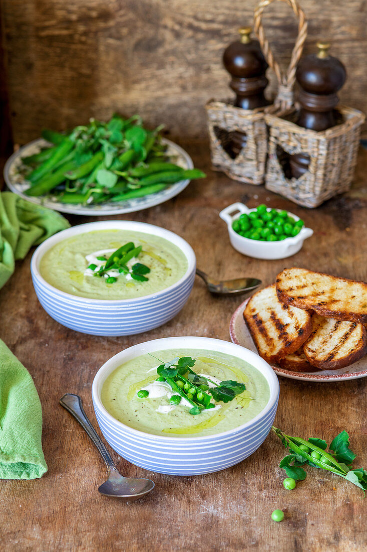 Green pea soup