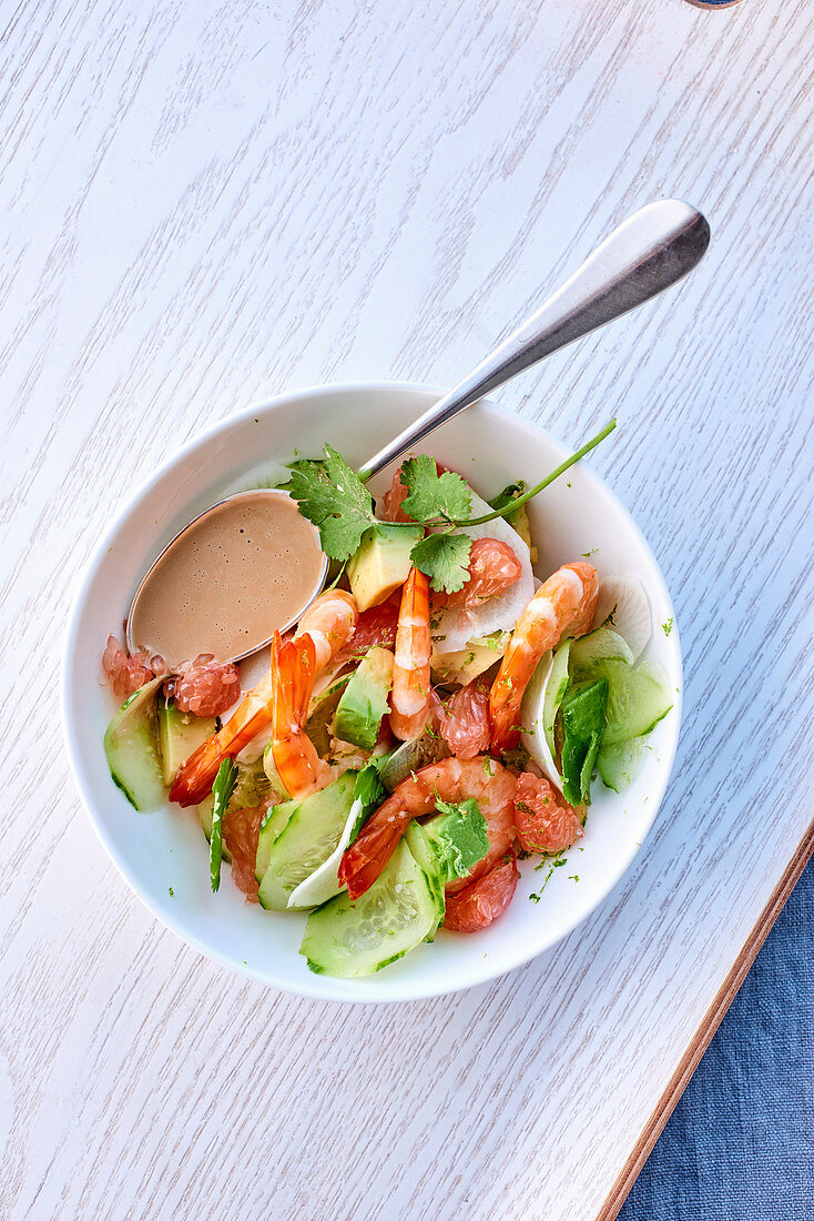 Shrimp salad with avocado and cucumber