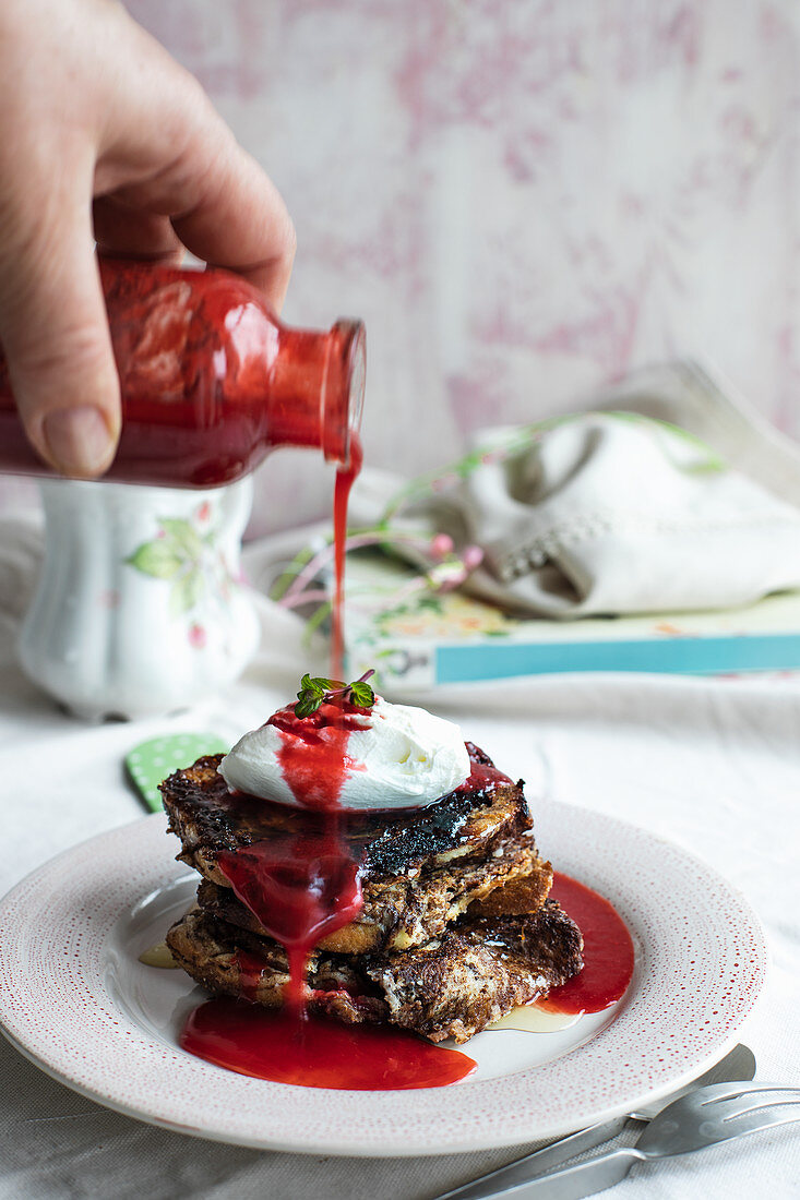 French toast with strawberry sauce