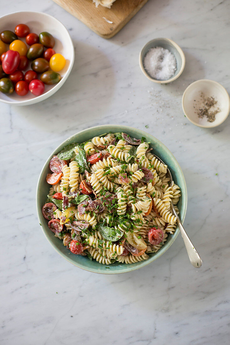 Pasta salad with meat and vegetables