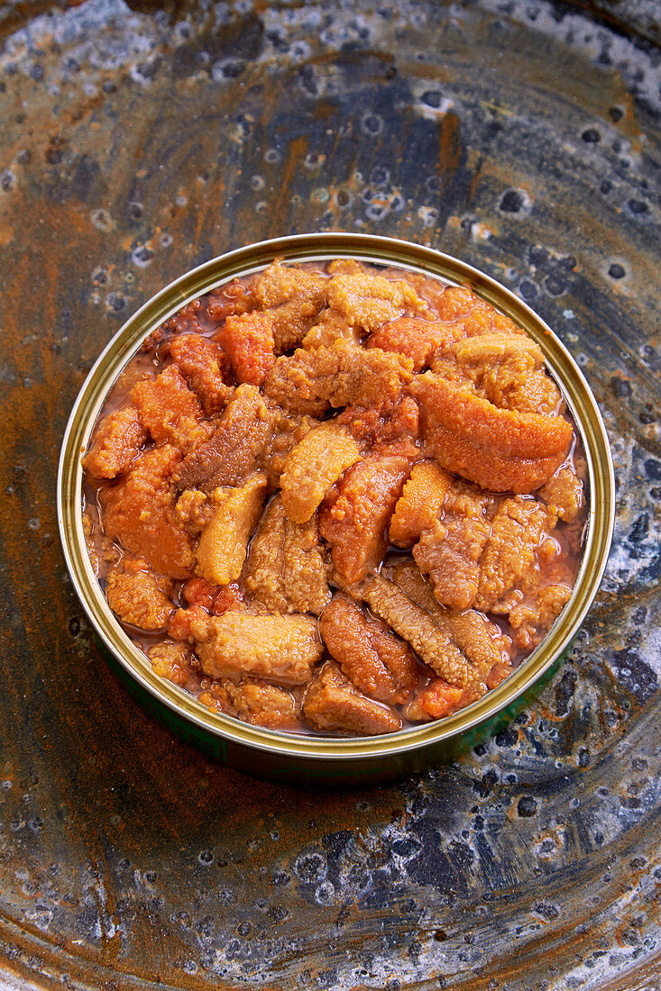 Sea urchin roe in a can