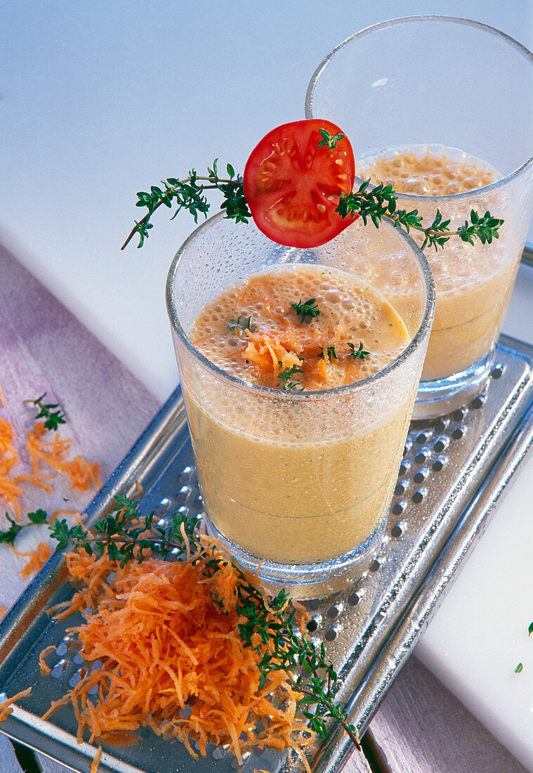 Savory kefir smoothie, fresh herbs and carrots