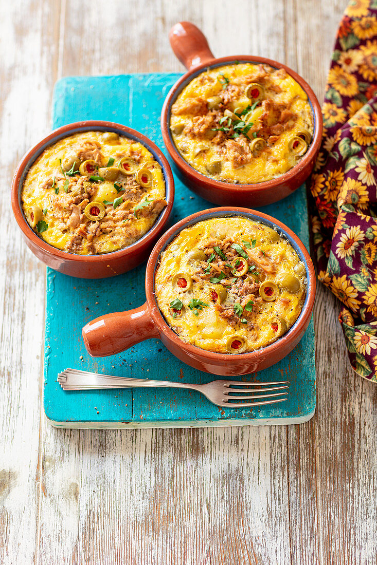 Kartoffeltortilla mit Thunfisch und Oliven