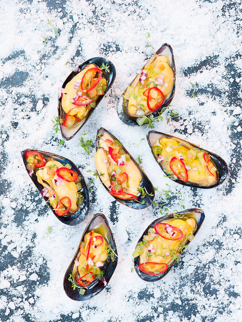 Mussels with chilies