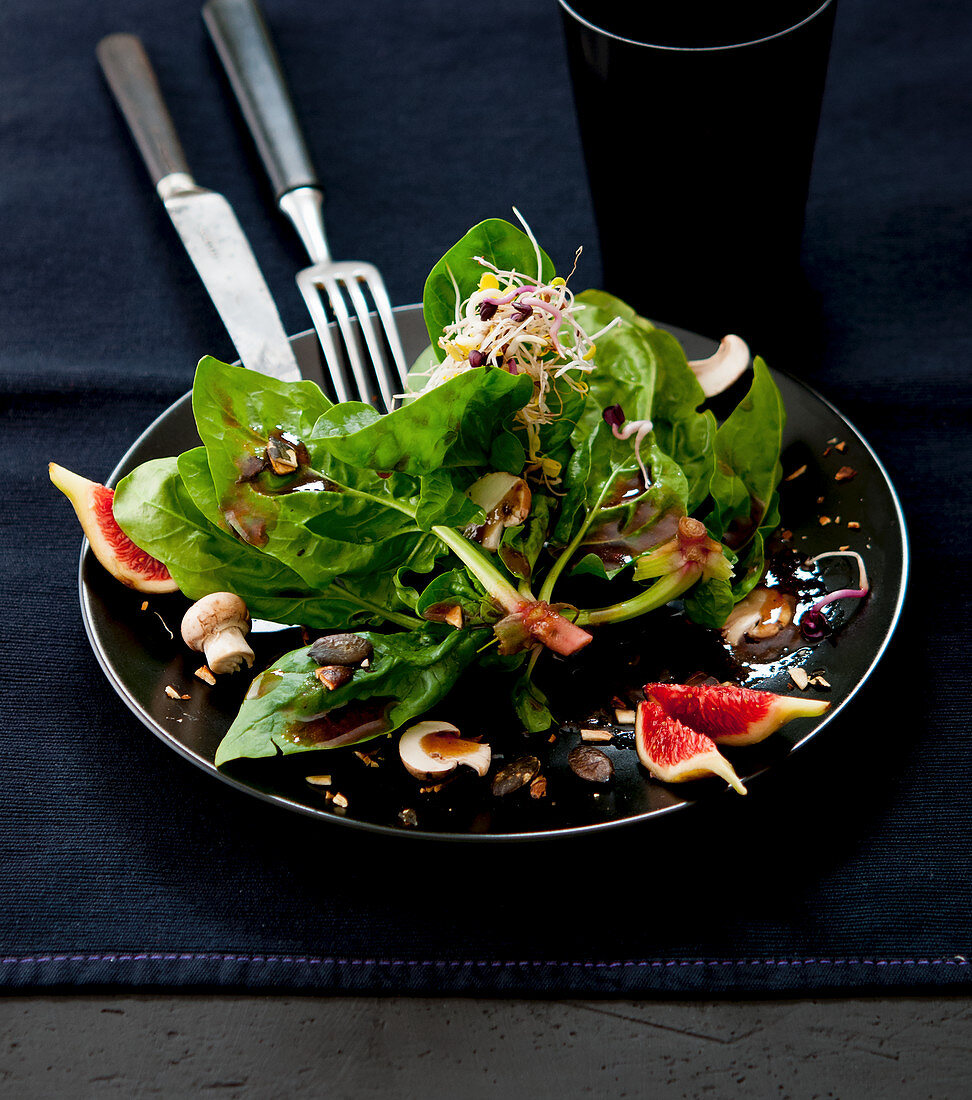 Spinatsalat mit Feigen