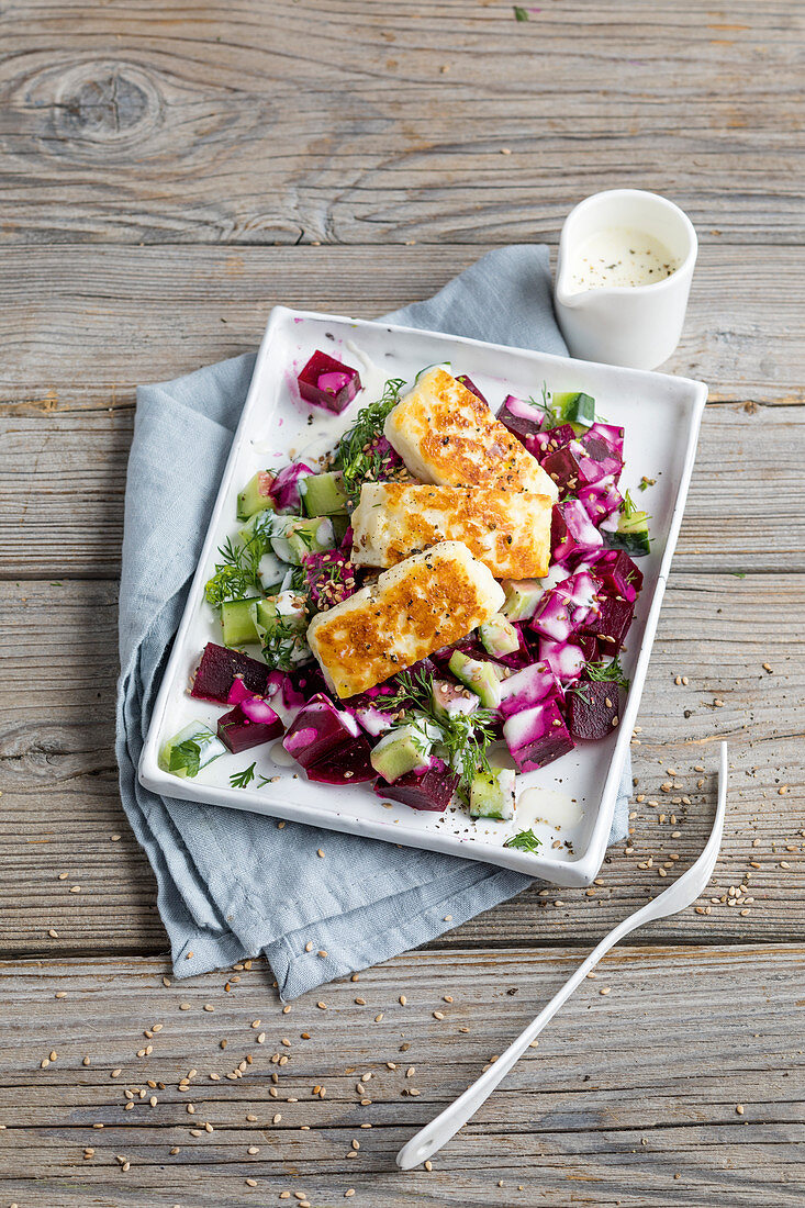 Cucumber and beetroot salad with halloumi