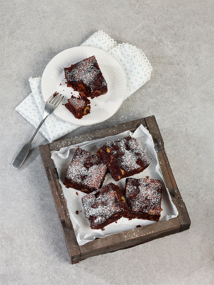 Apple and walnut brownies